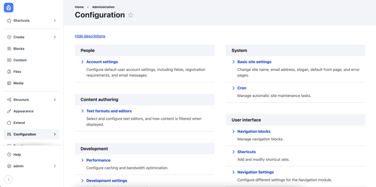 Konfigurationsübersicht im Drupal-Backend: links die Navigation mit Inhalten, Struktur und Erweiterungen, rechts die Einstellungsgruppen Personen, Inhaltserstellung, Entwicklung, System und Benutzeroberfläche mit erklärenden Zeilen