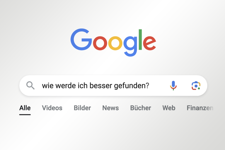 Google-Logo und Suchleiste mit dem eingegebenen Suchtext 