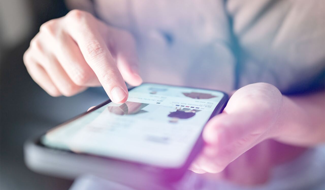 Online Shopping mit einem Smartphone